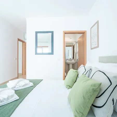 Tavira Bay 3 With Pool By Homing